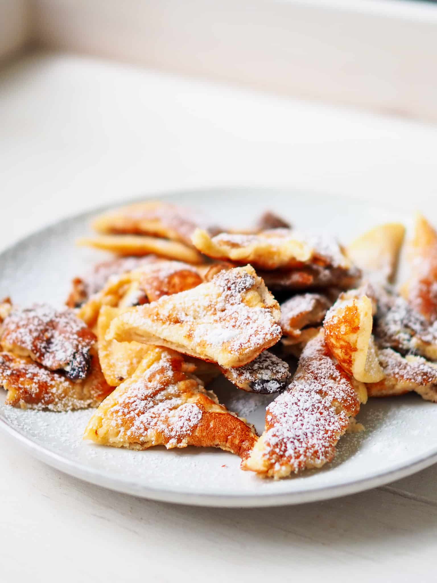 Bestes Kaiserschmarrn Rezept - luftig und einfach gemacht